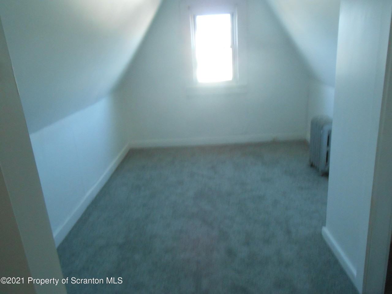 622 N Main Ave Apt 5 - Photo 4 of 12
