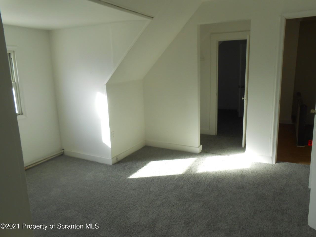 622 N Main Ave Apt 5 - Photo 5 of 12