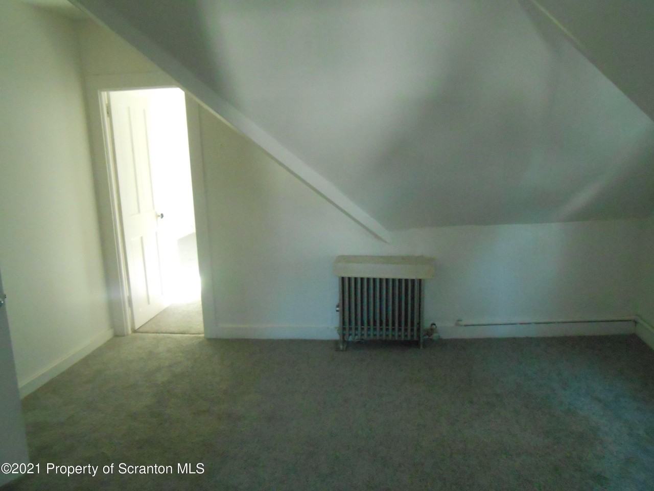 622 N Main Ave Apt 5 - Photo 6 of 12