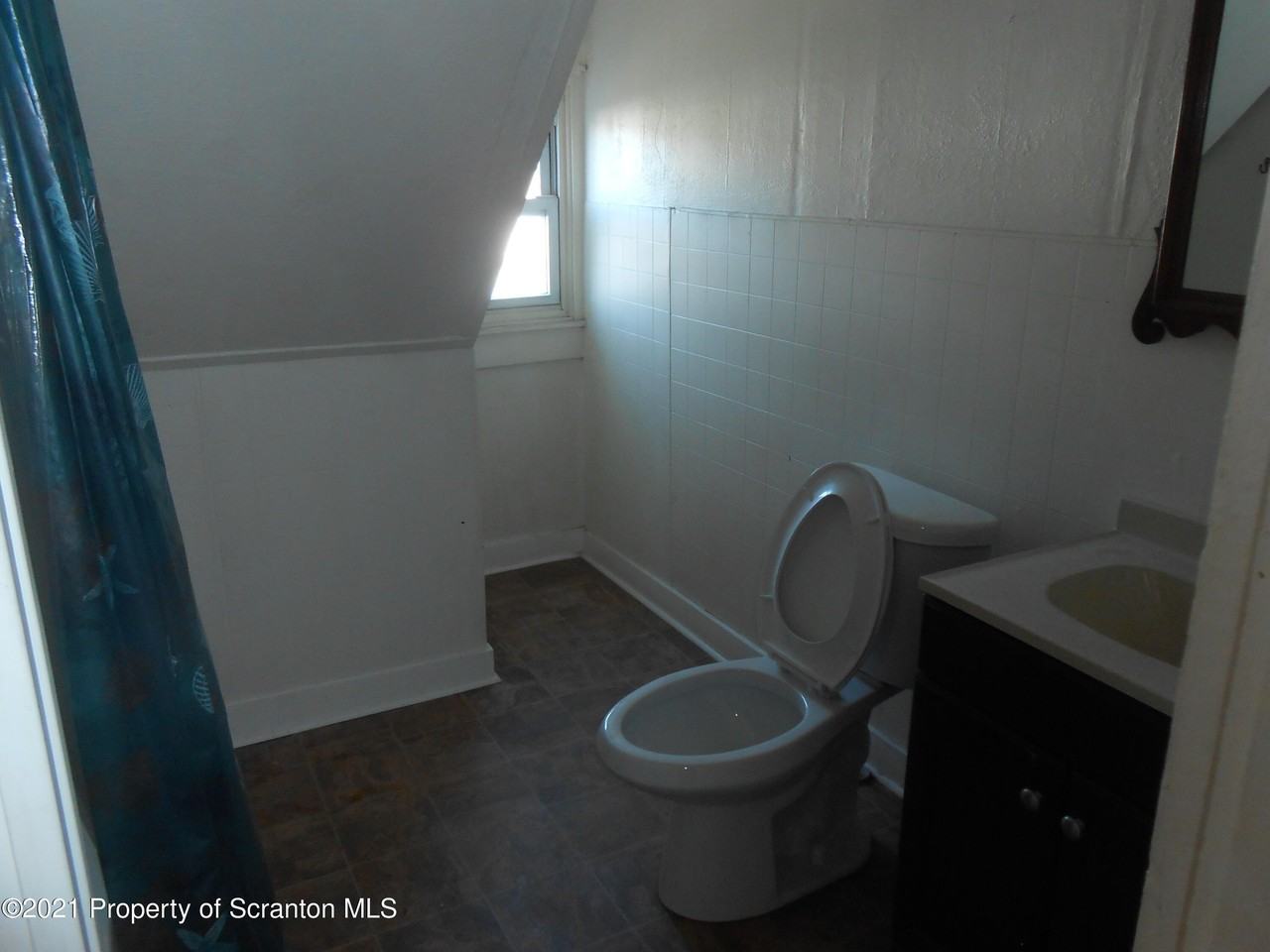 622 N Main Ave Apt 5 - Photo 7 of 12