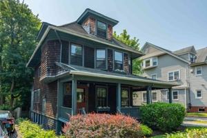 featured image of 42 Gates Ave