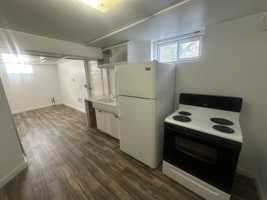 featured image of 611 6th Street - 611 B #611B