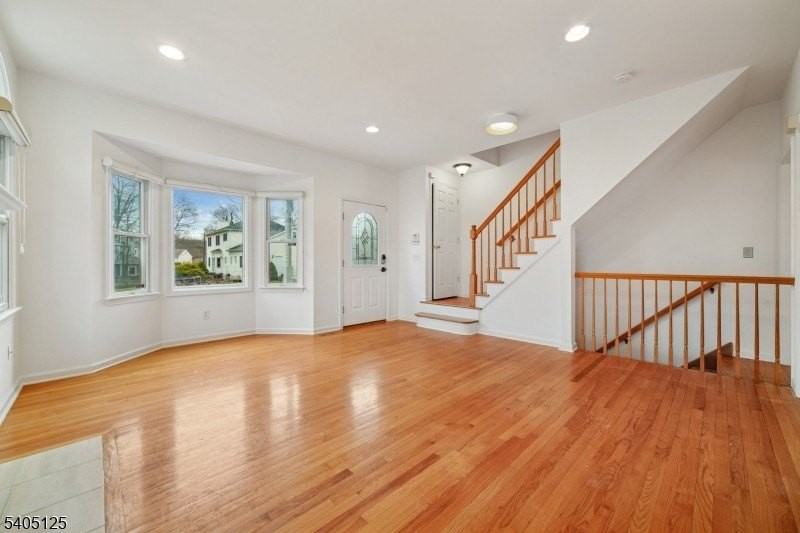 17 Grove St - Photo 6 of 42