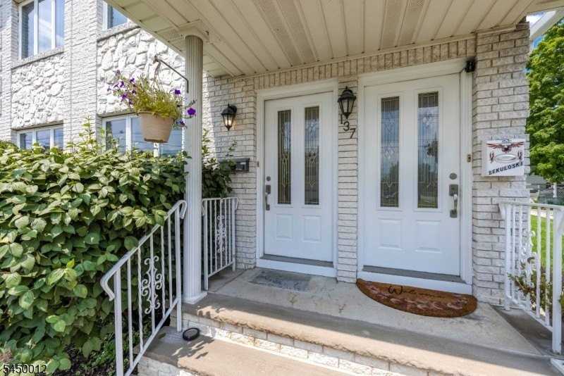 137 Stefanic Ave #1 - Photo 3 of 28