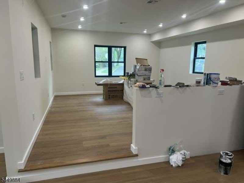 212 Willow Grove St - Photo 6 of 17