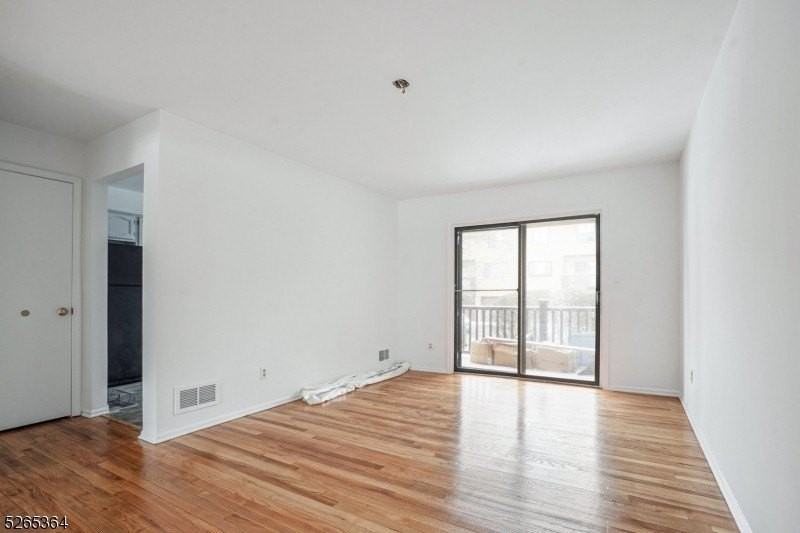 38 Park Street #13D - Photo 6 of 23