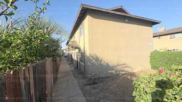 featured image of 1405 Pacific St