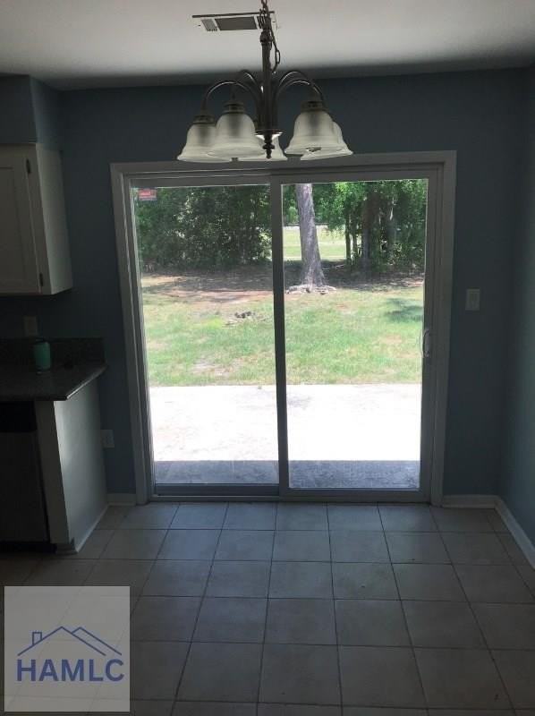 454 Elm St - Photo 5 of 12