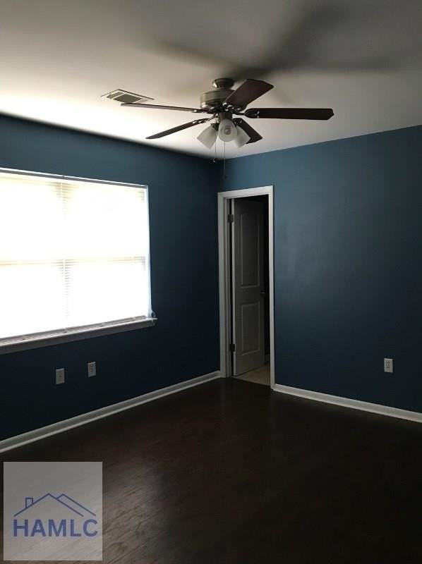 454 Elm St - Photo 7 of 12