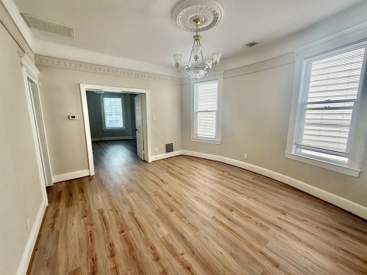 6 Duncan Ct #2 - Photo 3 of 17
