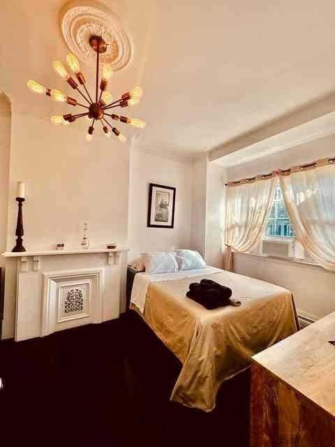 192A Bowers St - Photo 4 of 25