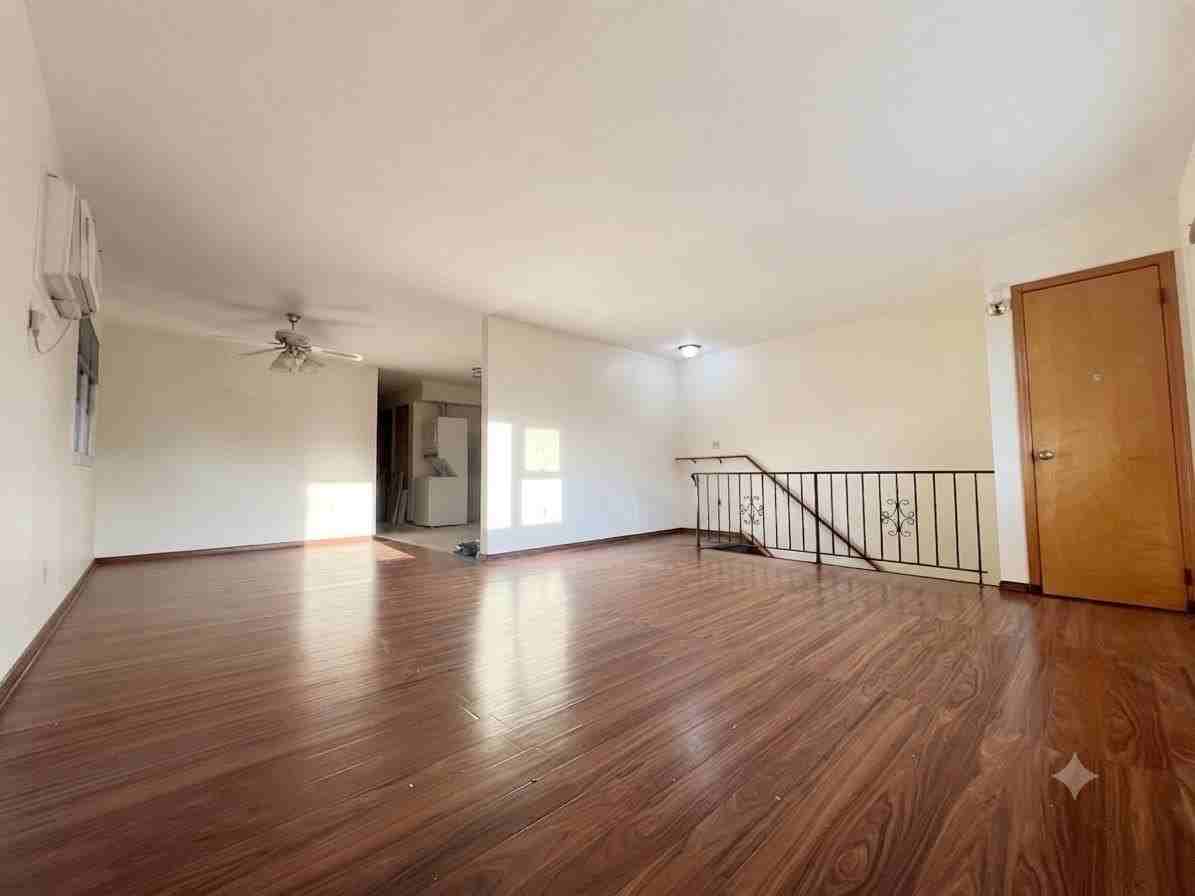 100 Hancock Ave - Photo 4 of 10