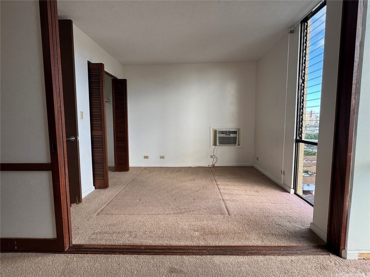 1505 Alexander St #1003 - Photo 6 of 16