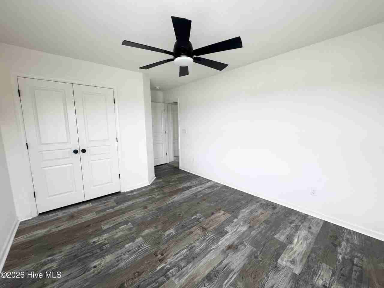 3514 Great Island Ln - Photo 5 of 16