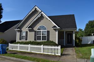 featured image of 607 Dunloe Cir