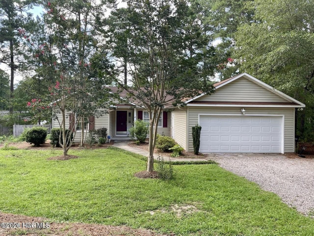 4 Sandhills Pl - Photo 2 of 16