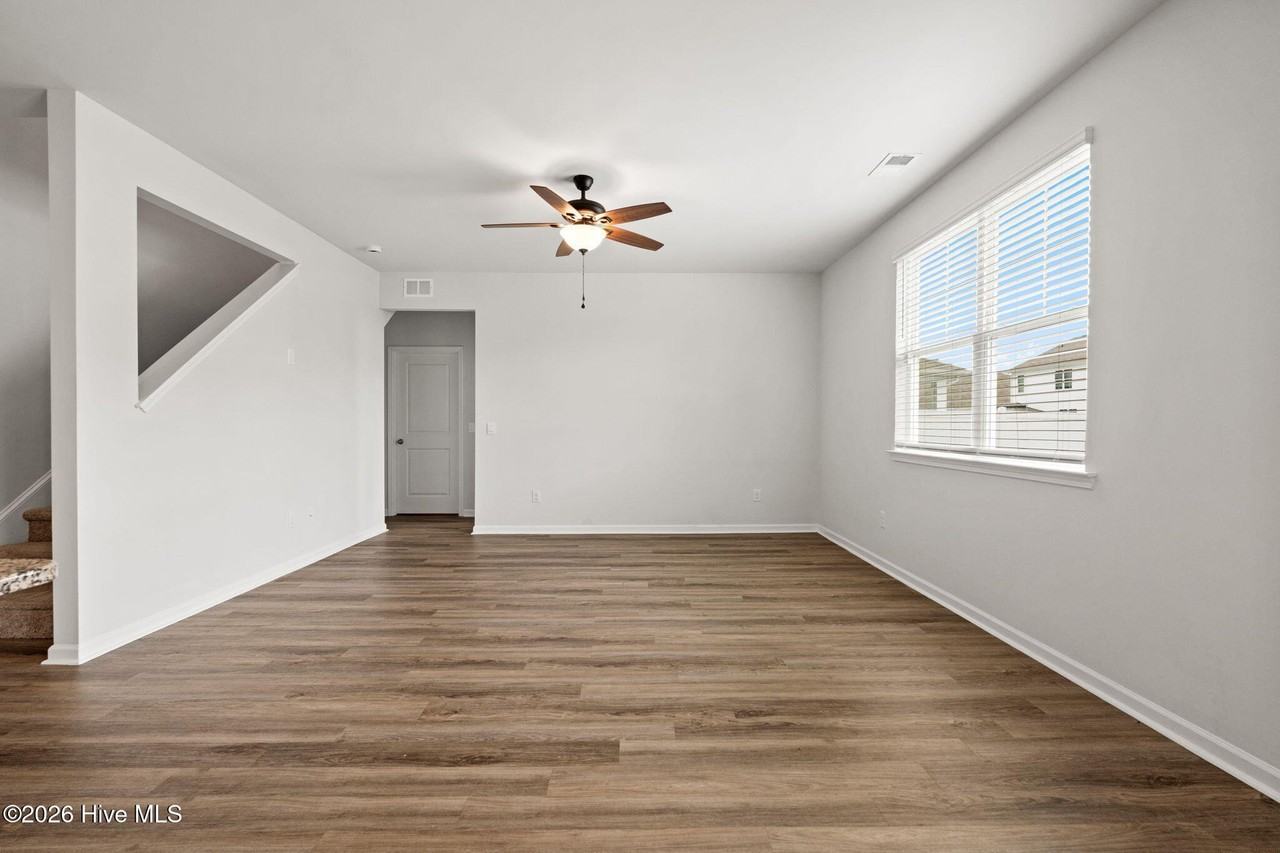 2091 Bella Point Dr Se - Photo 6 of 50