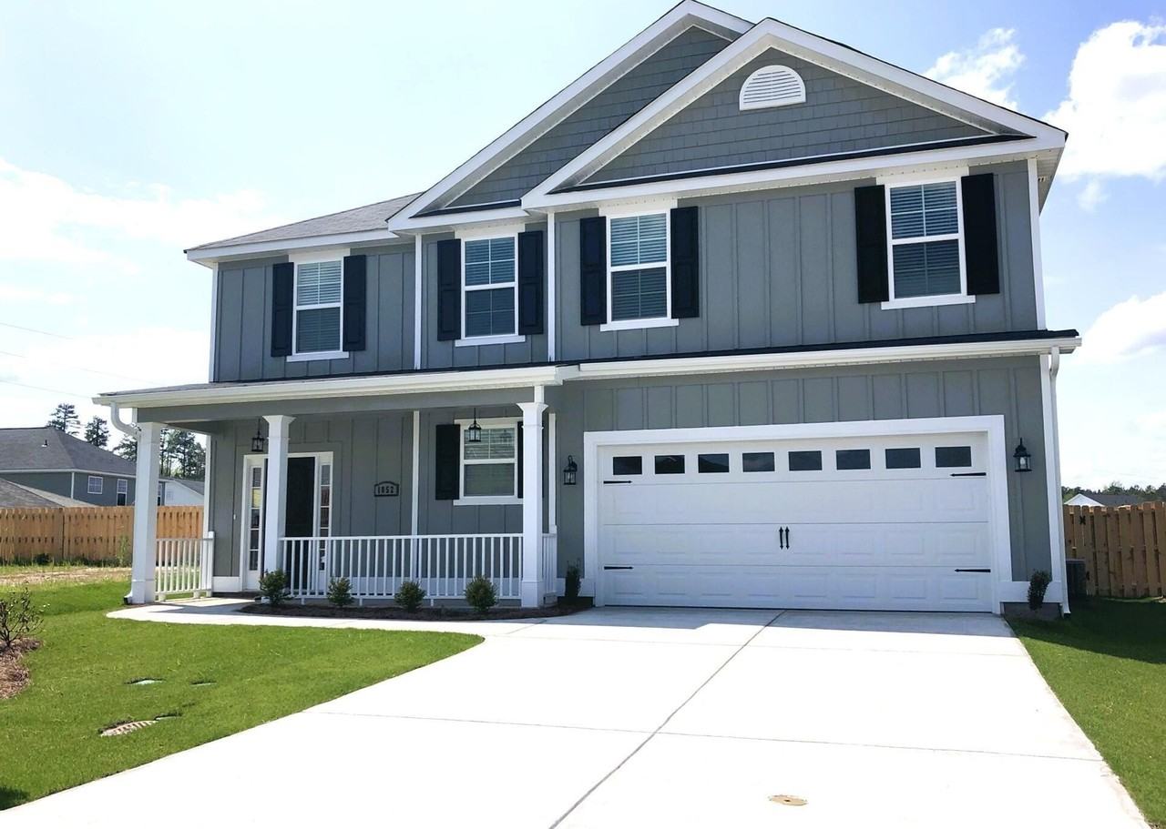 1052 Mulford Loop - Photo 2 of 27