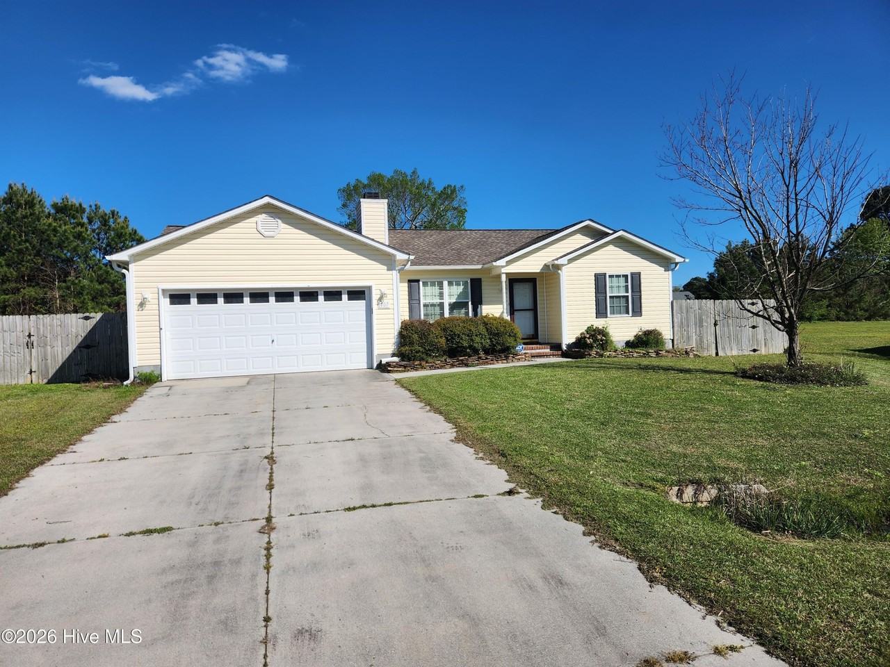 407 S Grazing Ct - Photo 2 of 15
