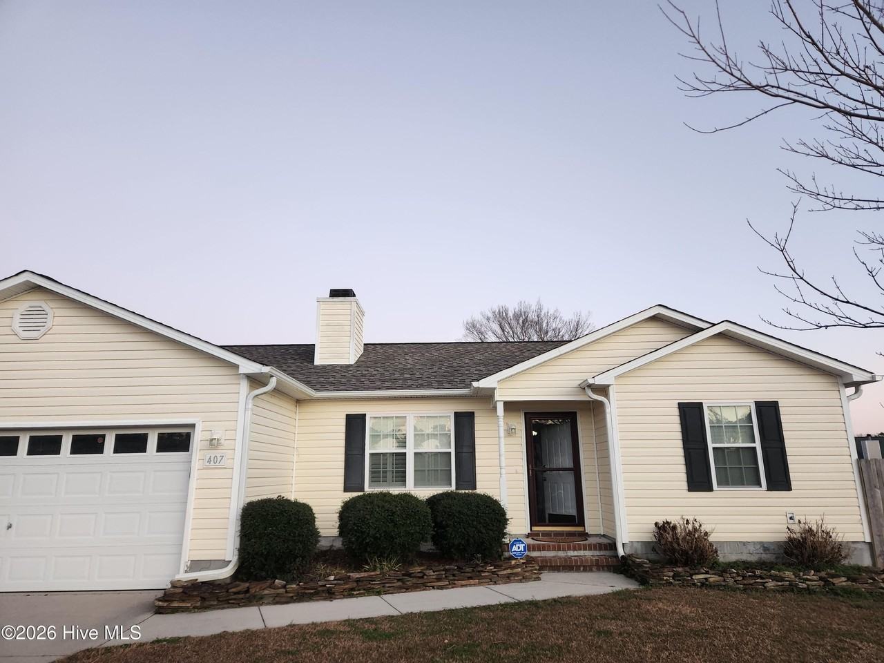 407 S Grazing Ct - Photo 3 of 15
