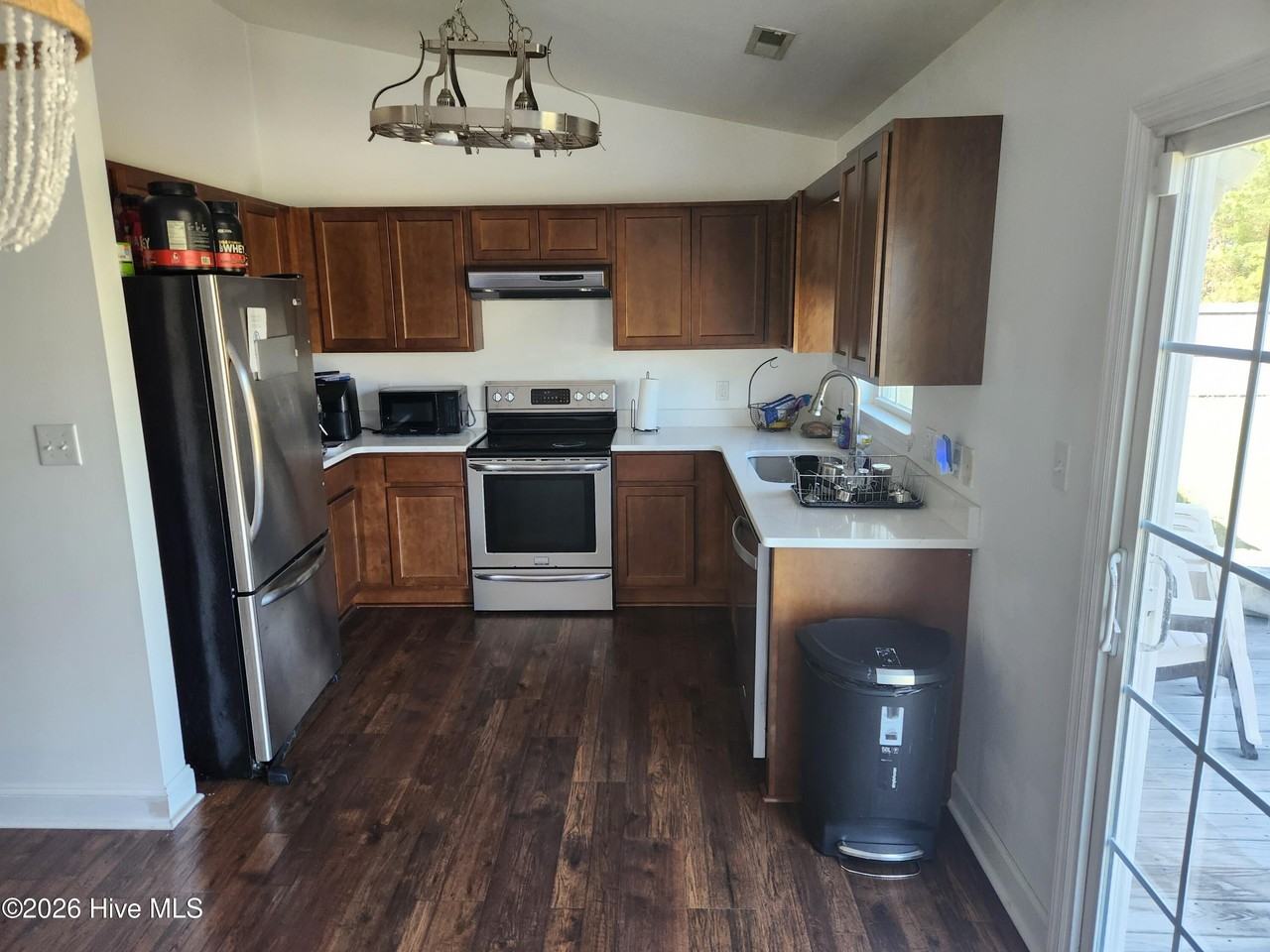 407 S Grazing Ct - Photo 6 of 15