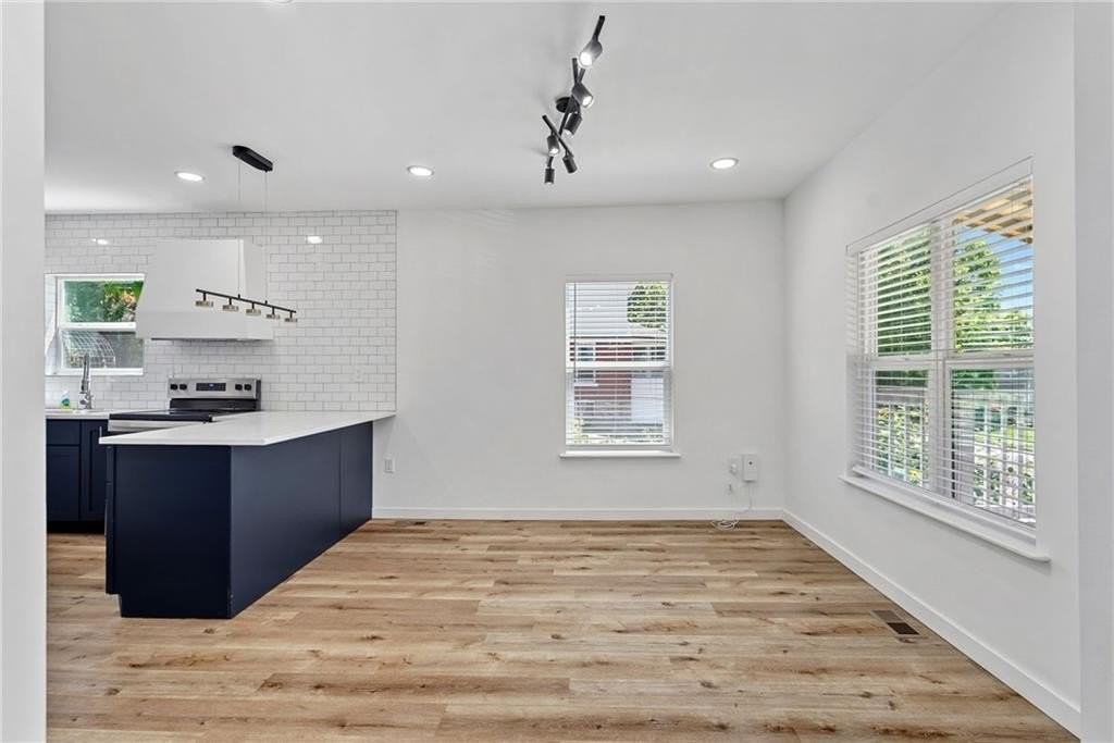 3627 Woodland Ave - Photo 7 of 25