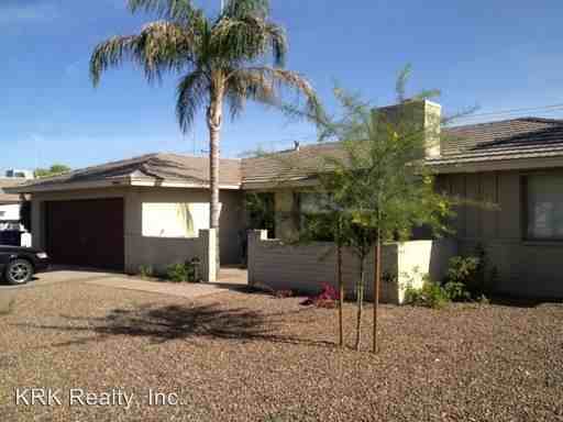 1213 E Riviera Dr - Photo 2 of 29