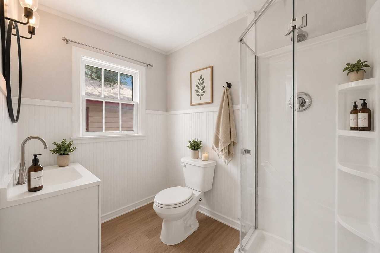1912 22nd St - Photo 7 of 16