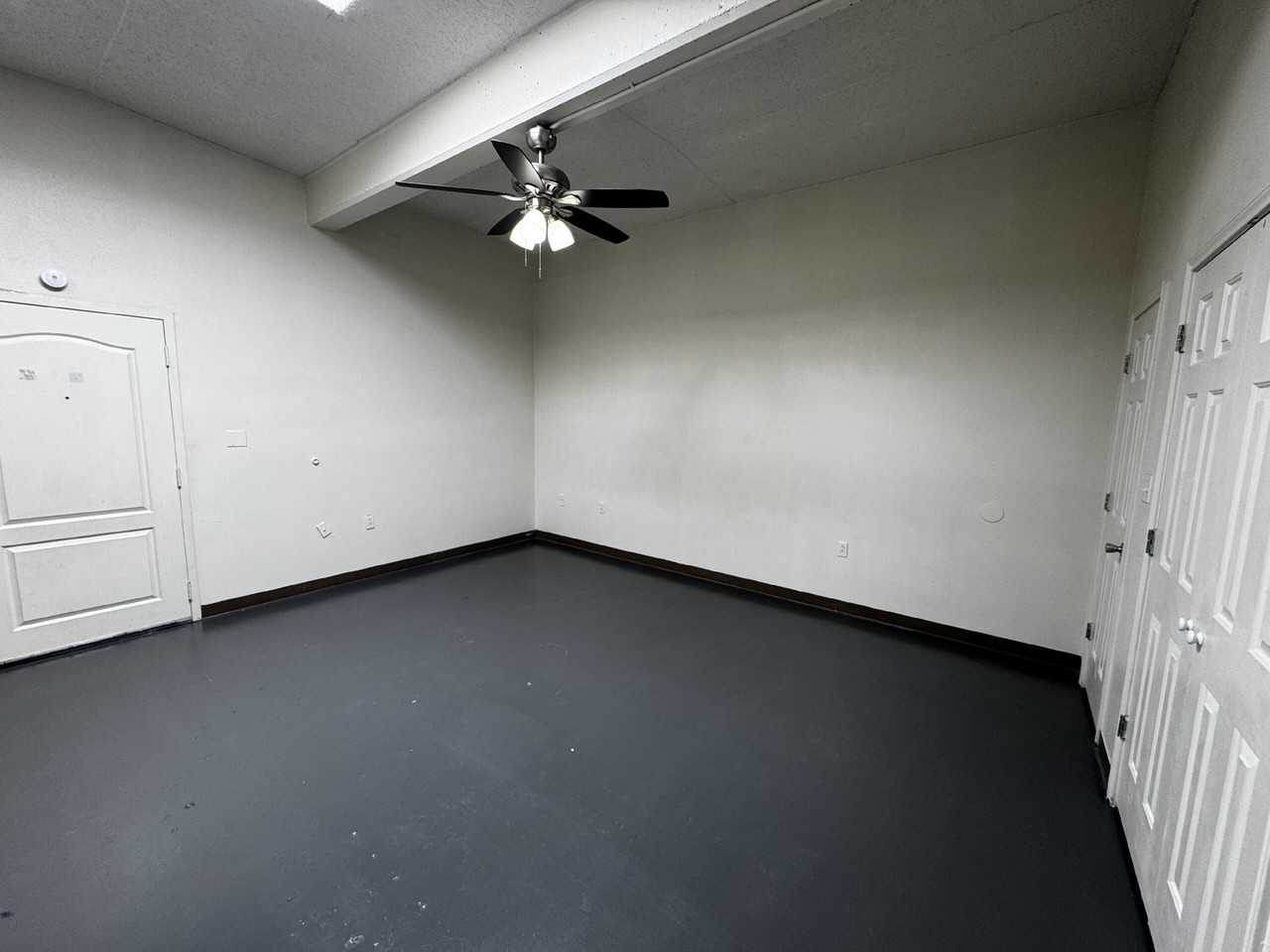 1619 University Ave #3 - Photo 2 of 9