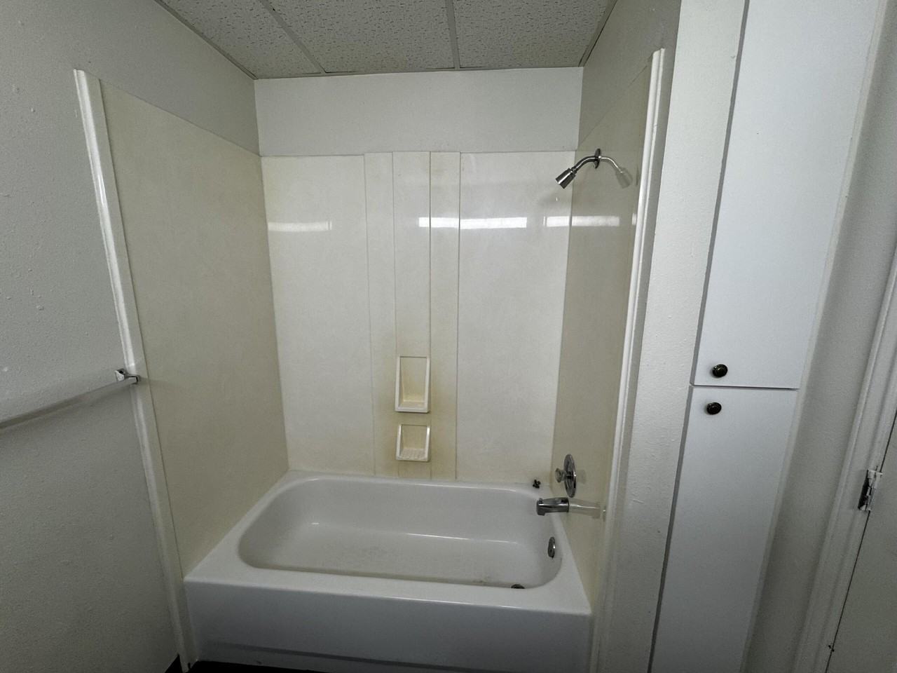 1619 University Ave #3 - Photo 6 of 9