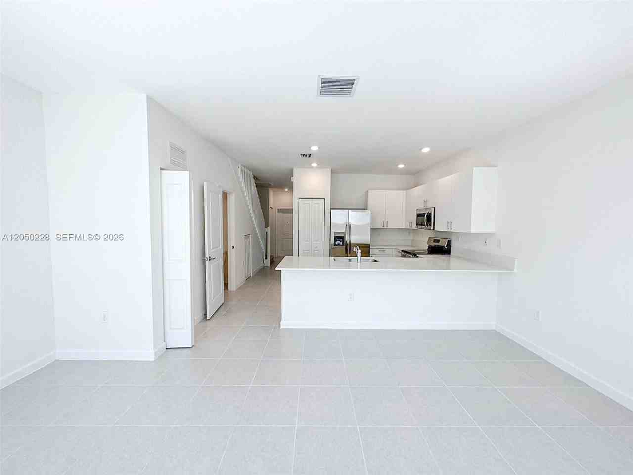 16280 Sw 291st St - Photo 5 of 8
