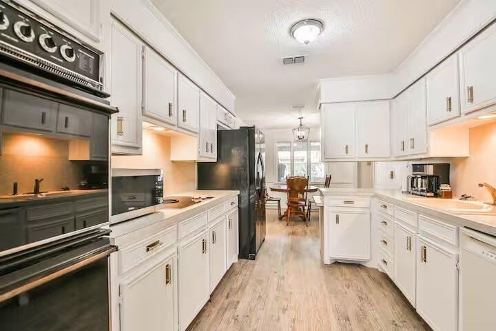 5708 77th St - Photo 6 of 38