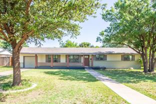 4506 18th St - Photo 1 of 1