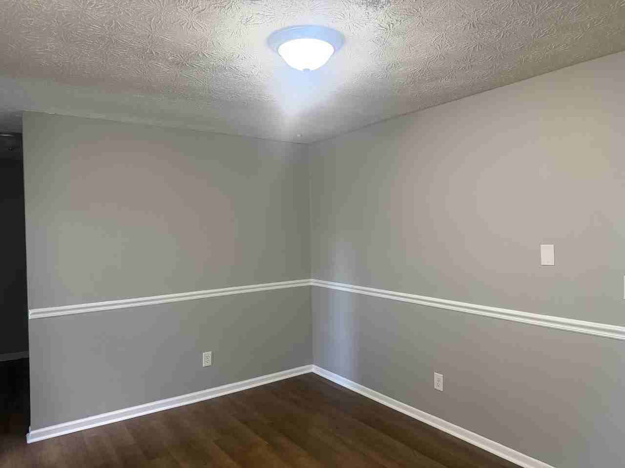 1079 Trent Blvd - Photo 3 of 13