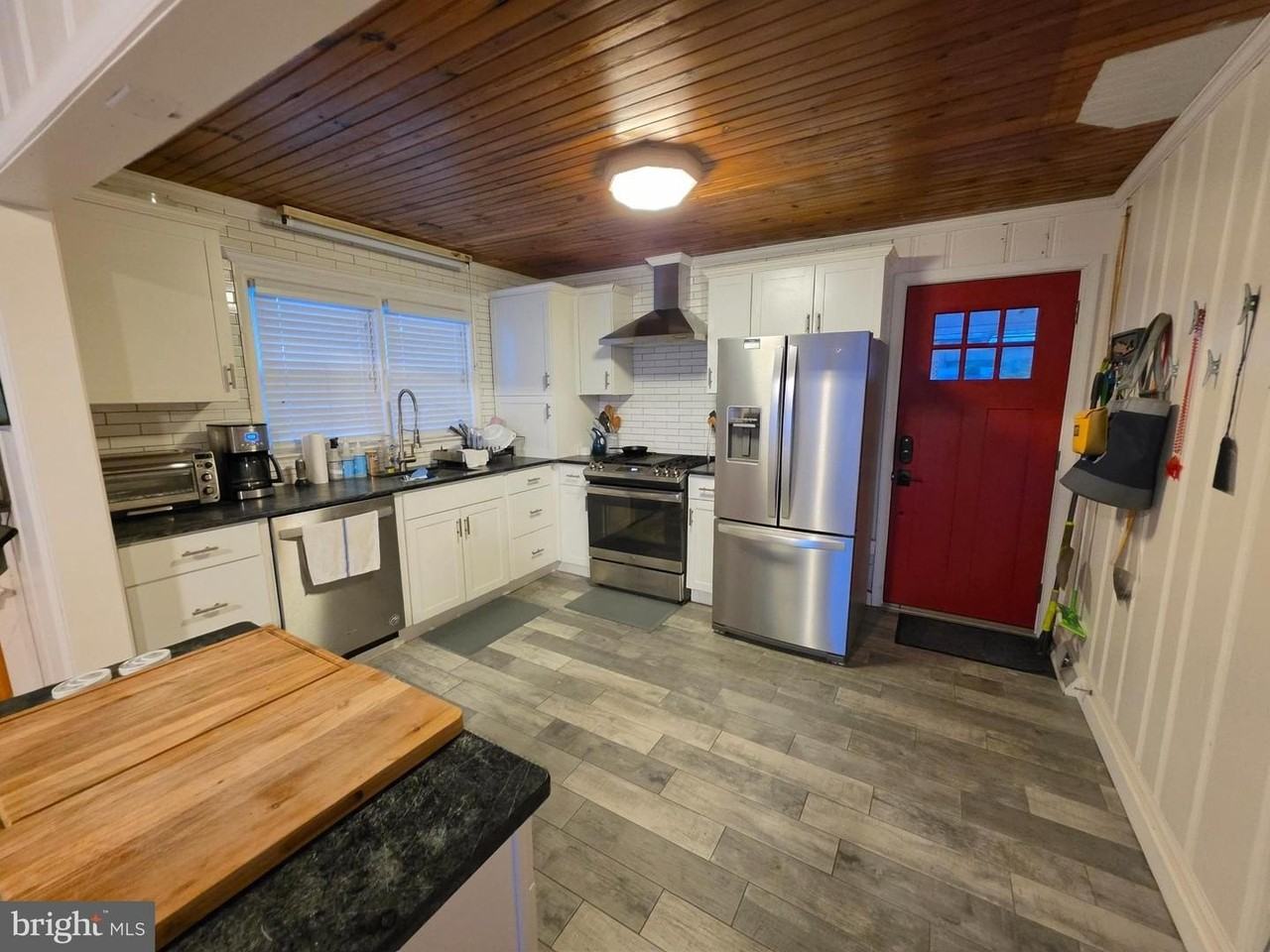32172 River Rd - Photo 4 of 21