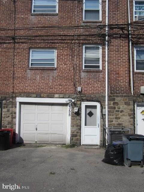 355 Hampden Rd - Photo 2 of 19