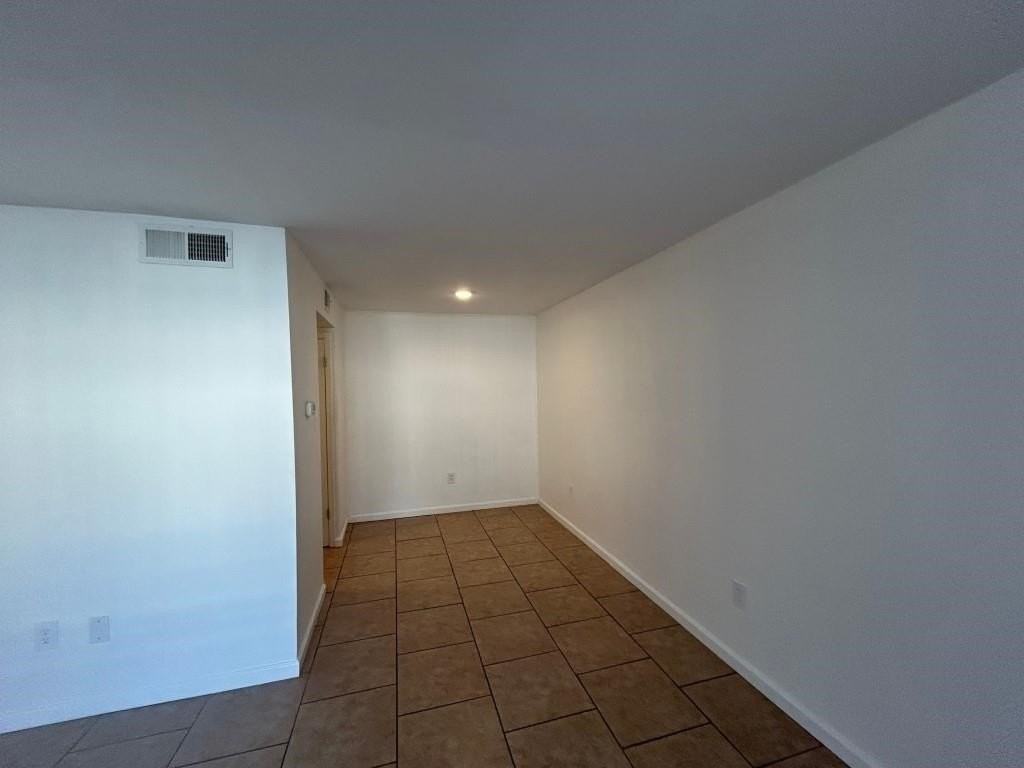 619 Patterson St #5 - Photo 5 of 11