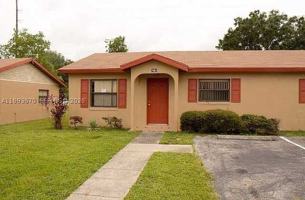 featured image of 421 Las Palmas Cir #0