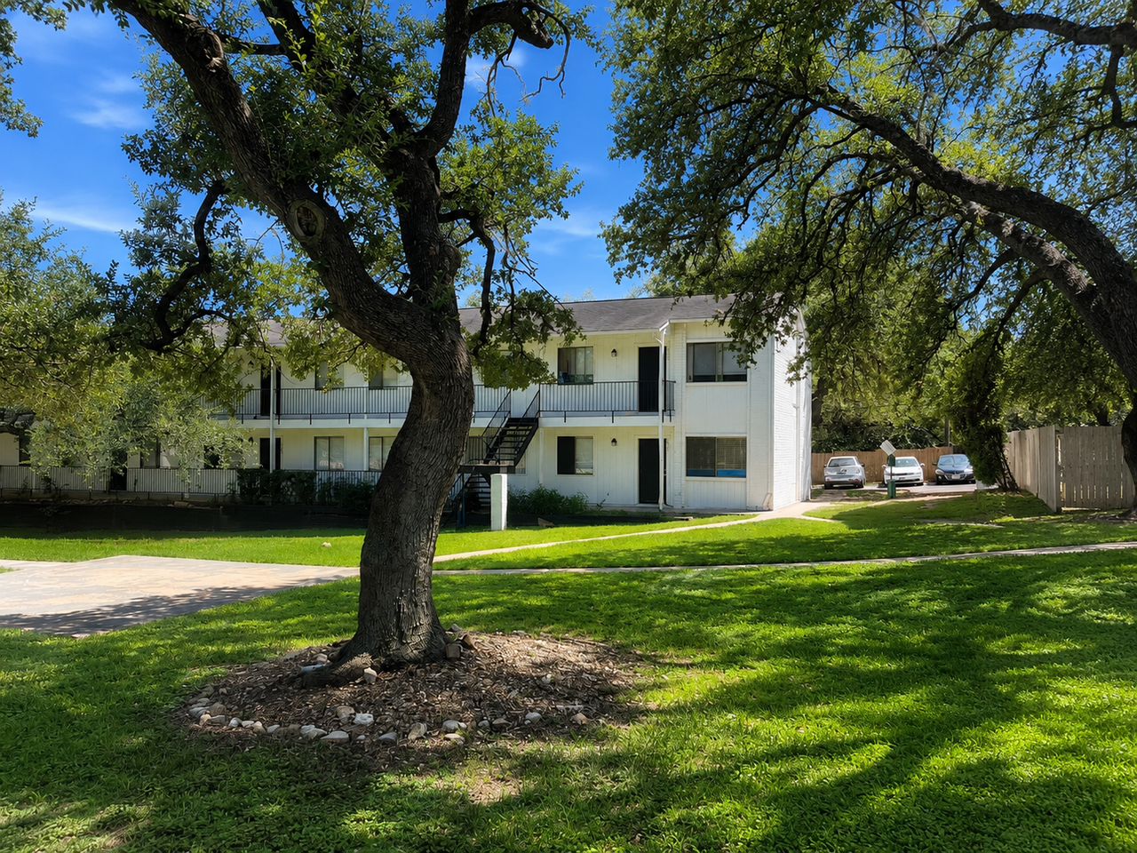 Southland Apartments - Photo 4 of 50