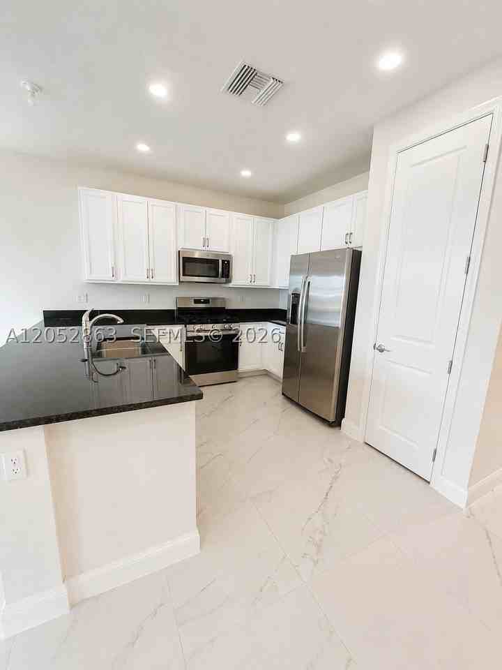 13504 Sw Starkissed Ln #0 - Photo 6 of 21