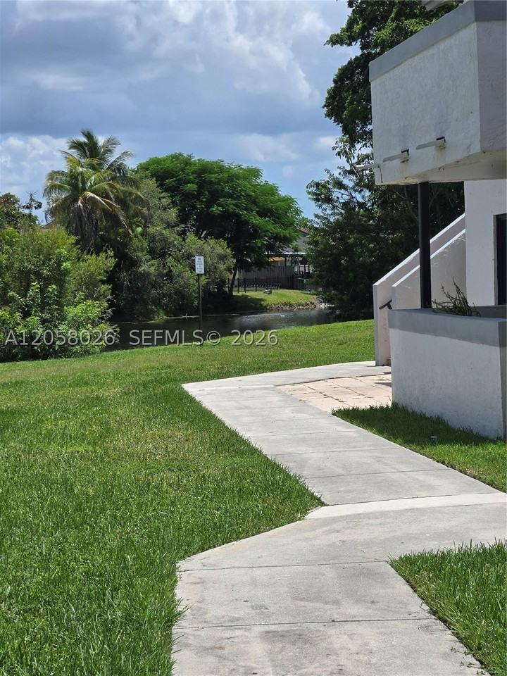 14835 Sw 80th St #102-6