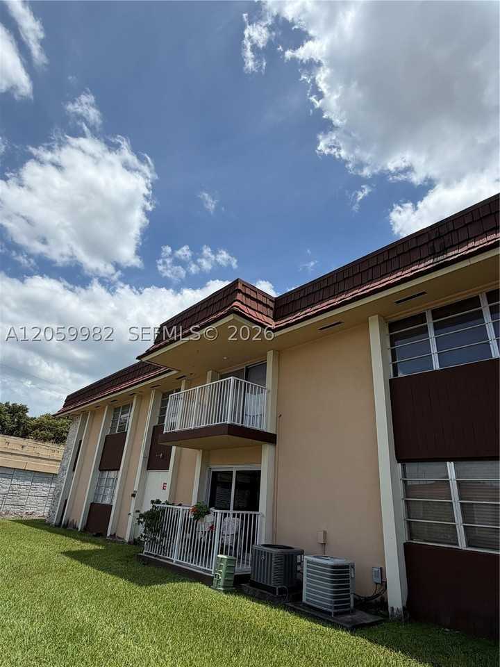 5501 Sw 77th Ct #204C - Photo 3 of 12