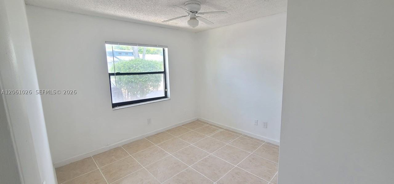 6948 Sw 36th Ct #16Z - Photo 3 of 12