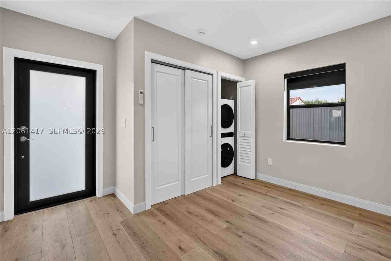 1011 Nw 30th Ct #2 - Photo 2 of 22