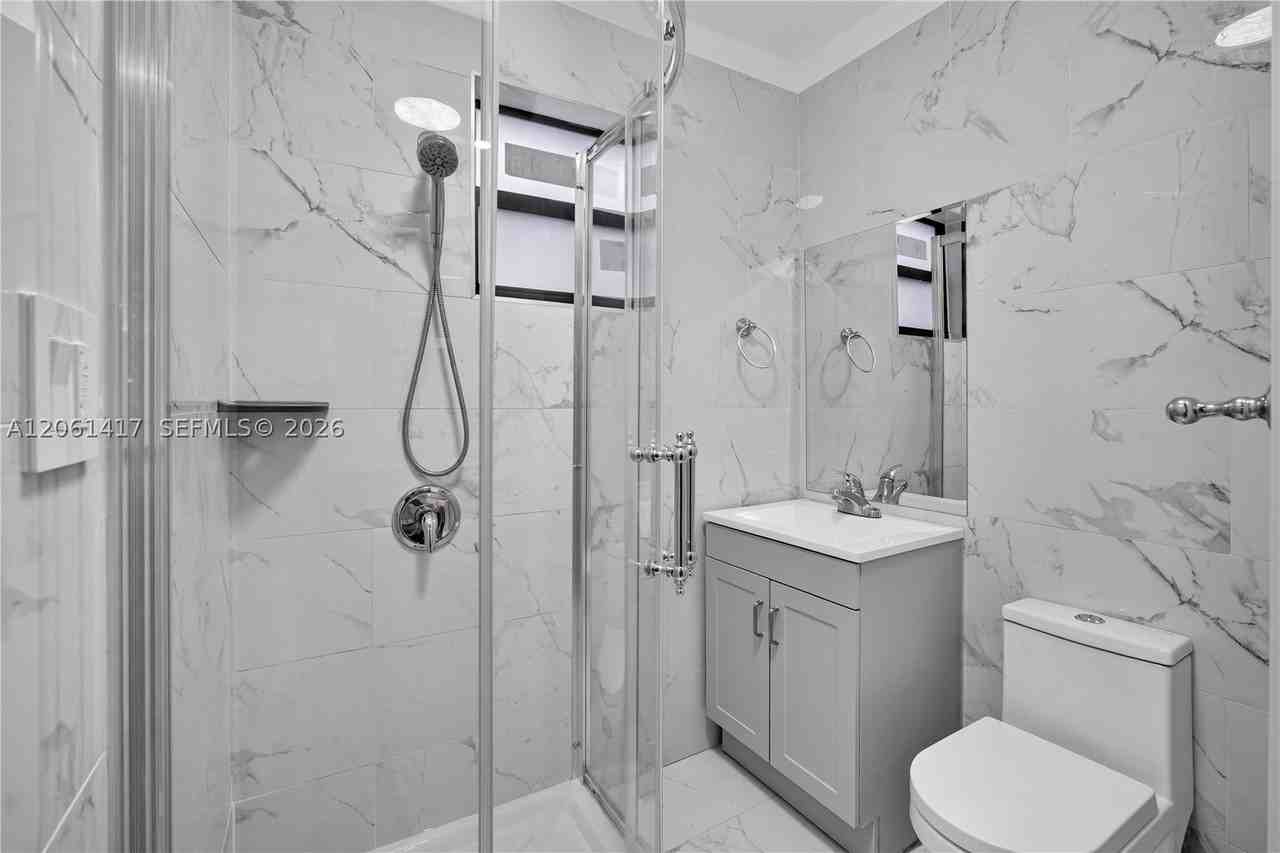 1011 Nw 30th Ct #2 - Photo 3 of 22