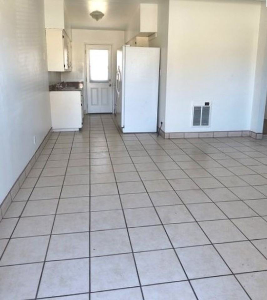 4522 11th St #4518D - Photo 3 of 7