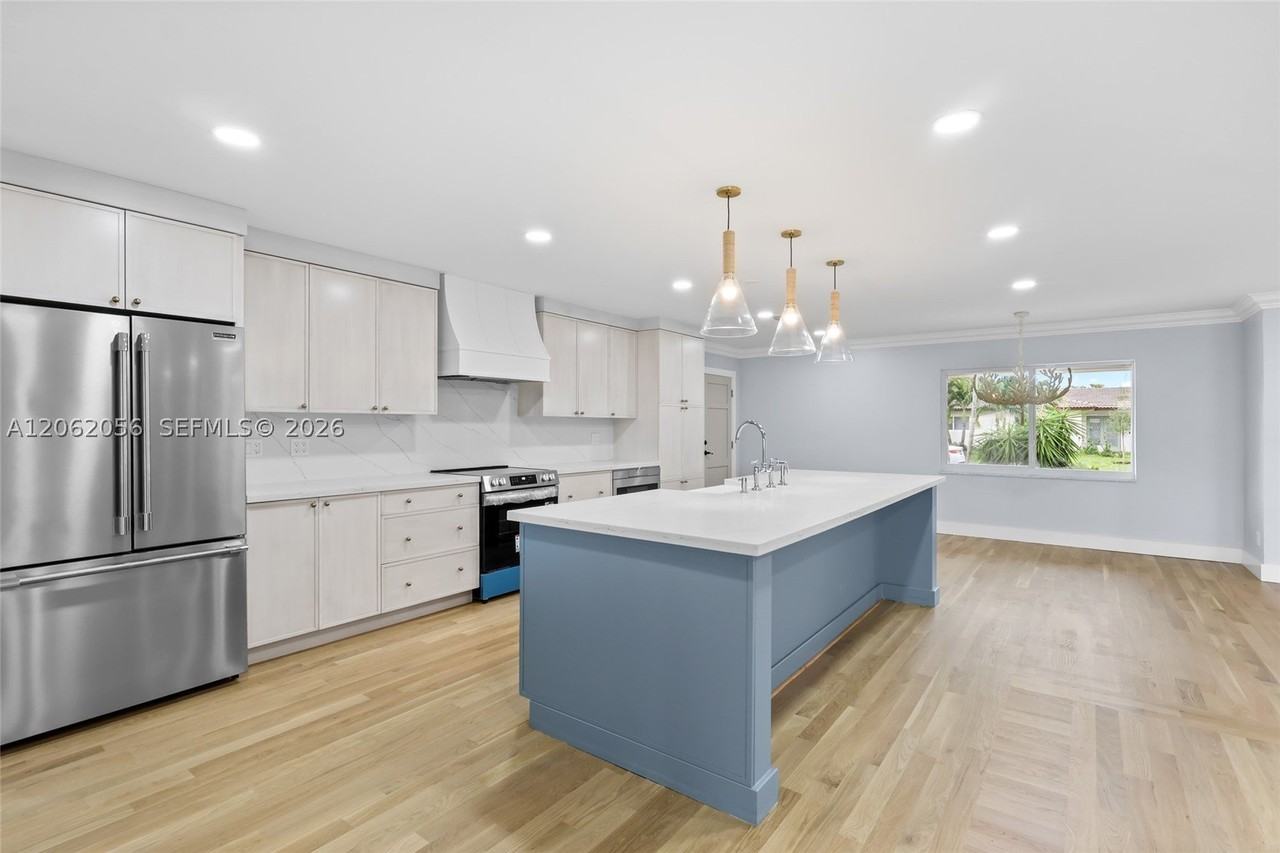 6000 Sw 17th St - Photo 5 of 33