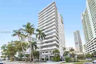 1402 Brickell Bay Dr #1601 - Photo 1 of 1