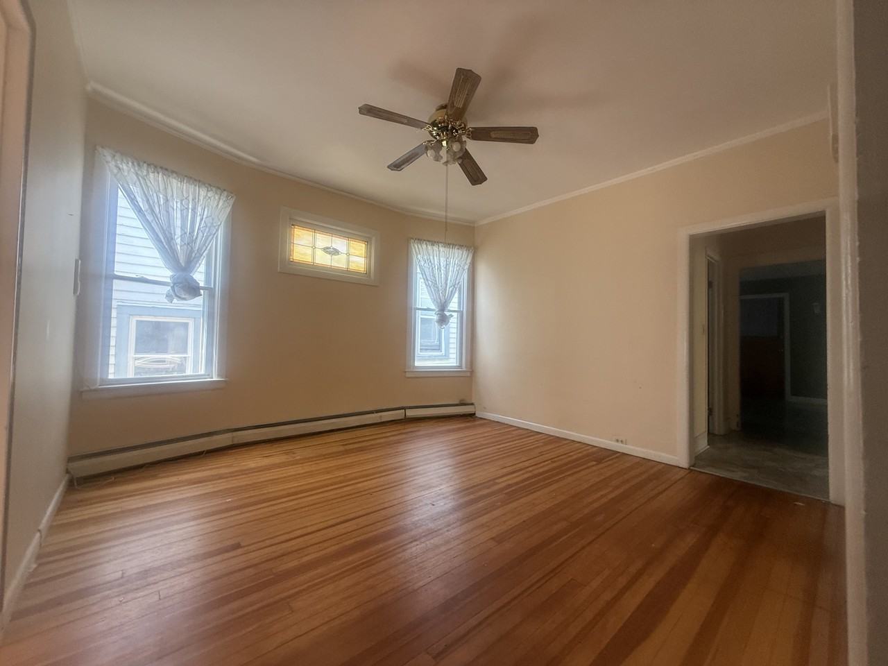 635 Myrtle Ave #2 - Photo 5 of 10