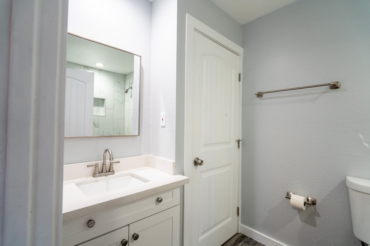 1421 S Rita Ln #2 - Photo 6 of 8